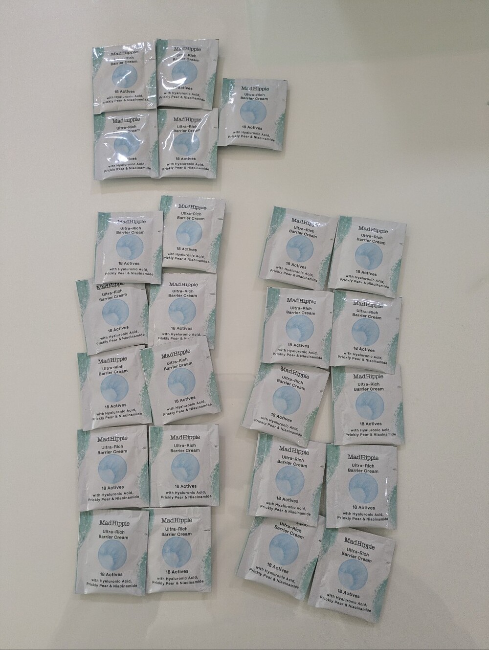 MadHippie Ultra Rich Barrier Cream- 25 Sachet Packets White